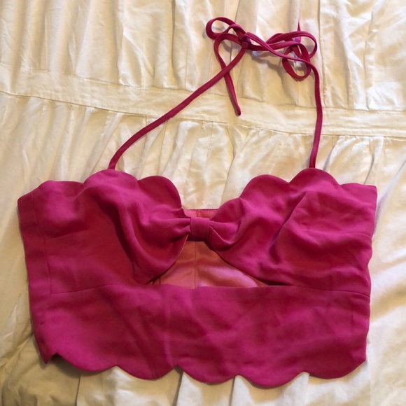 Scalloped crop top with keyhole - Picture 4 of 8